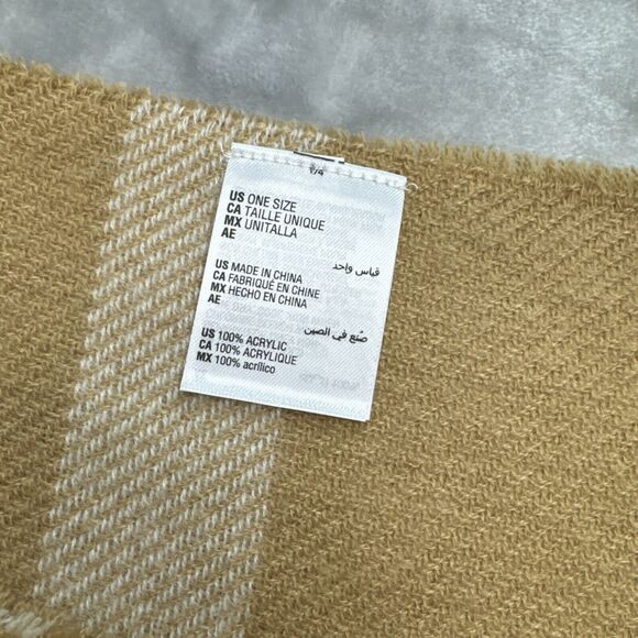 Charter Club Poncho Shawl Women's One Size‎ Tan/Cream Plaid Throw Fox Pin (0806) - Picture 6 of 10